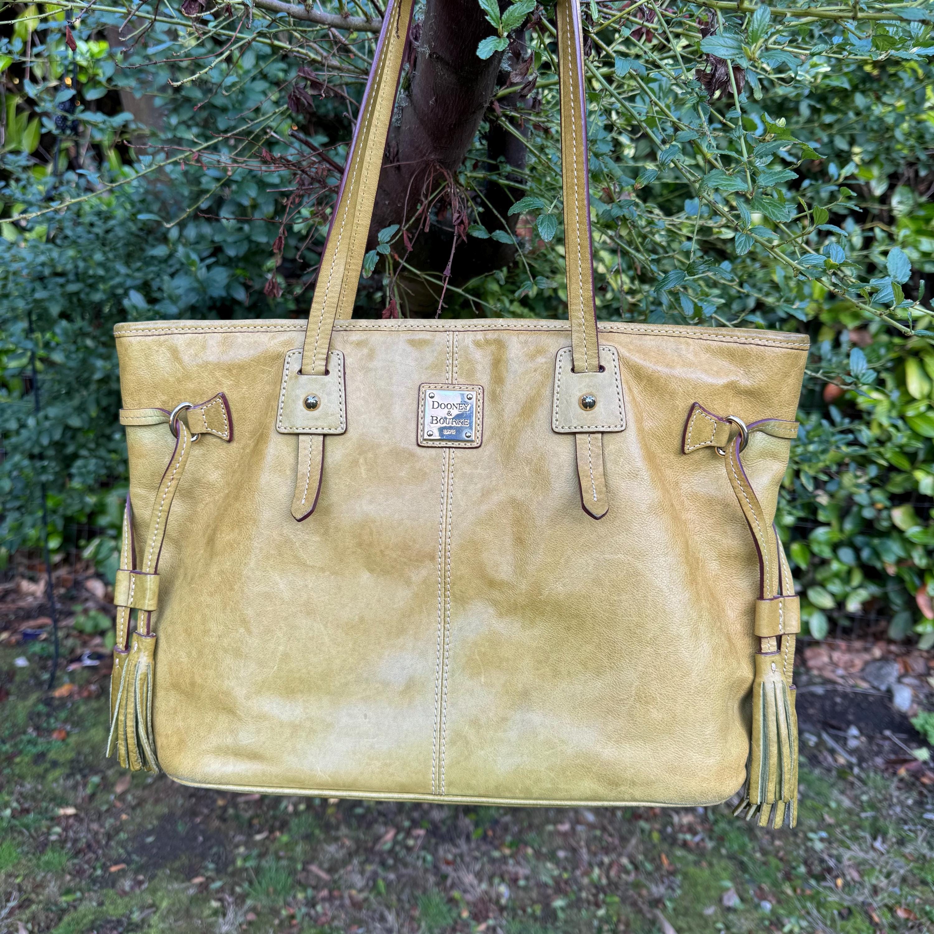 Pebble grain davis tote hotsell