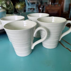 Set of 4 mugs Portmeirion Sophie Conran White coffee tea hot chocolate large cup