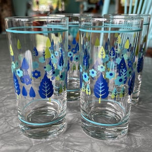 Set of 4 Marcrest Swiss Chalet Alpine vintage tumblers