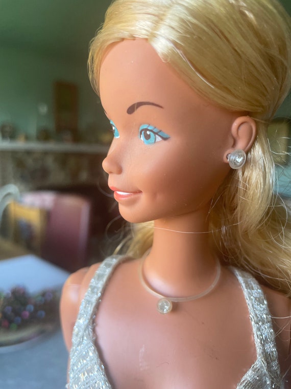 Supersize Barbie Vintage 1976 No. 9828 - Etsy Supersize Barbie Vintage 1976 No. 9828 - Etsy