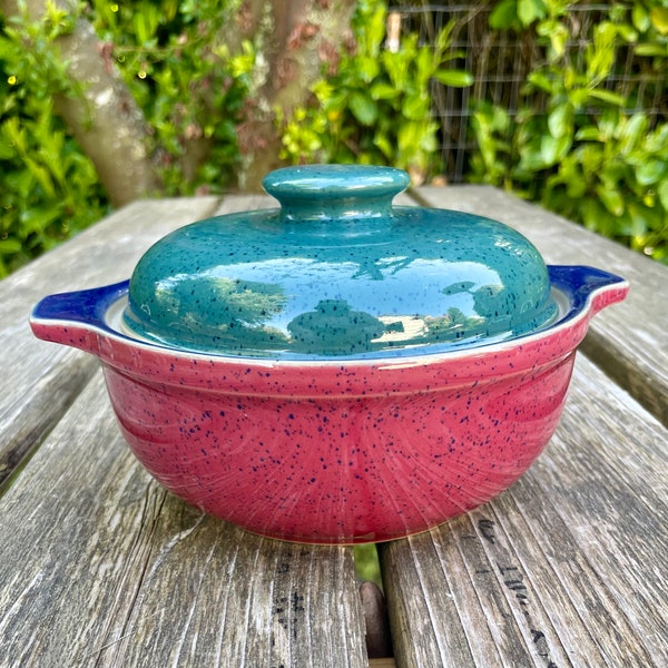 Denby Harlequin 1 qt covered casserole serving dish blue, green, and red speckled stoneware made in England serving bowl covered vegetable