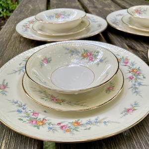 Homer Laughlin Eggshell Georgian Cashmere Set of Choice Vintage 1940s Bohemian Dinner China Settings