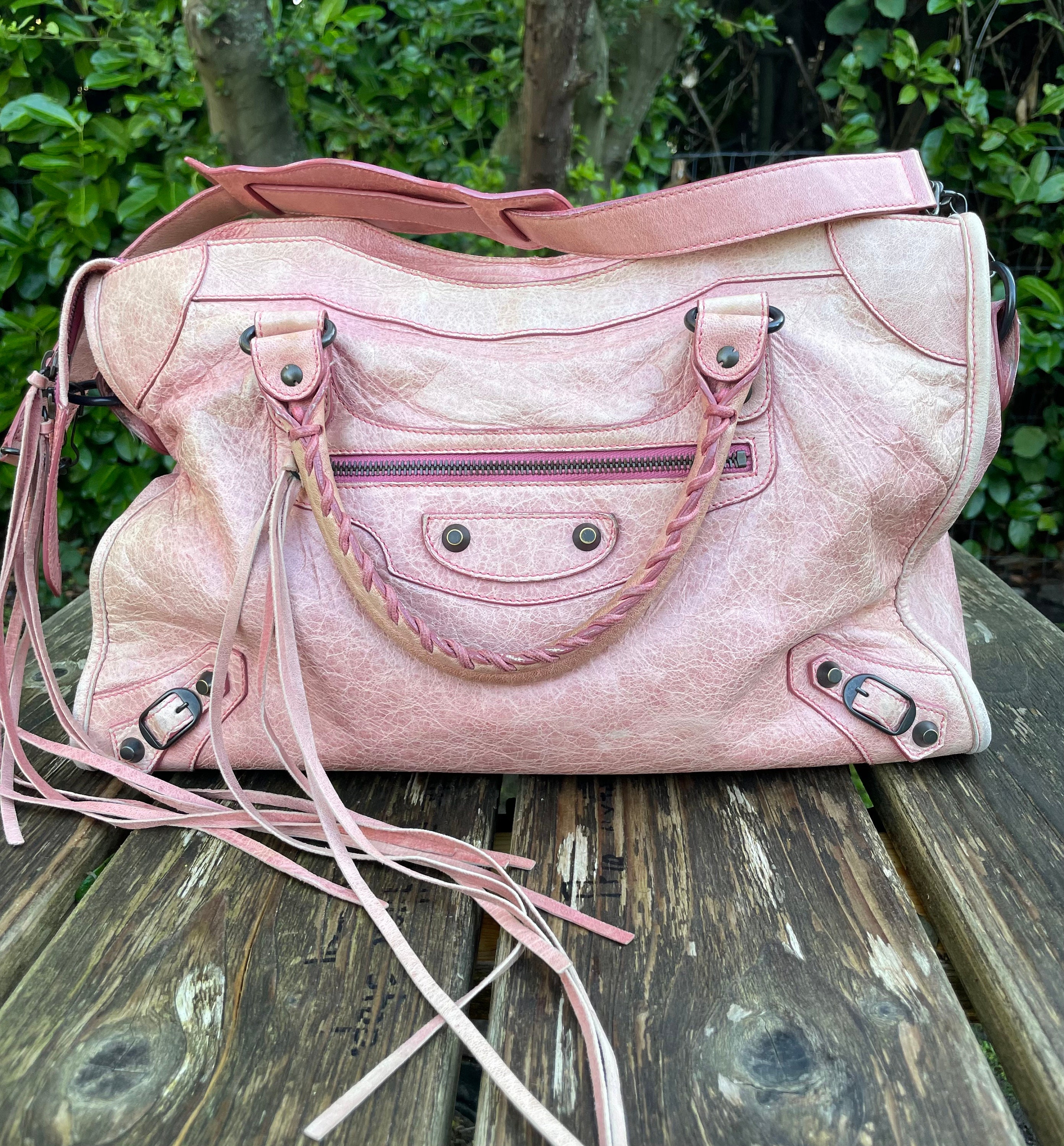 Imitation pull balenciaga pas cher new arrivals