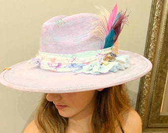 little wing • One-of-a-kind, hand-painted and embroidered wide-brim rancher hat