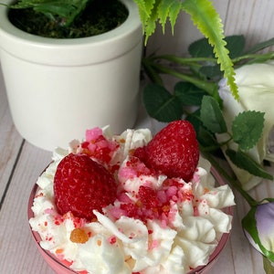 Strawberry Sundae Mini Candle