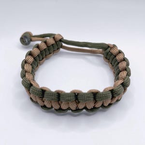 Cobra Knot Paracord Adjustable Bracelet