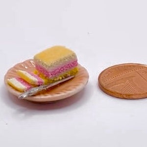 1/12 scale miniature dollhouse layer log cake