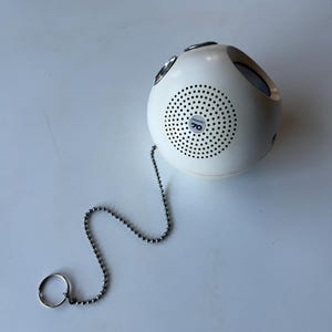 c. 1970 Panasonic R70 PanaPet AM Transistor Radio