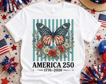 Patriotisk fjäril PNG, Amerika 250 blommönster, Röd vit blå fjärilsskjorta grafik, Självständighetsdagen PNG