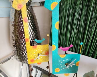 Bird on Giraffe Pendulum Table Clock