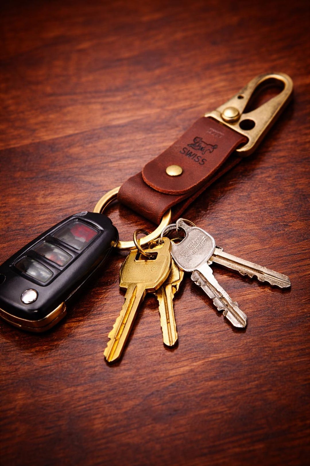Leather Keychain, Handmade Keychain for Men, Leather Keychain Holder ...