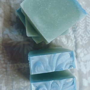 Rosemary mint shampoo bar