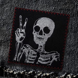 Skeleton Patch with Hand Gesture V, Small Punk Patches Embroidered, Biker Vest Patches Sew On, Goth Fashion, Crust Punk Appliques