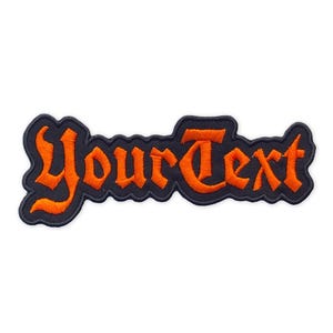 Gepersonaliseerde patch met metalen gothic-lettertype – Handgemaakte geborduurde naam of woord strijkpatch
