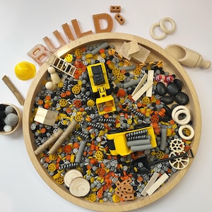 Construction Zone Sensory Bin – Build Theme Play Set with Resin Letters & Vehicles, Montessori Fine Motor Activity, Hands-On Learning