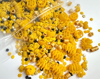Honeybee Haven Sensory Filler, Yellow Bee-Inspired Mix for Spring Sensory Bin, Nature Theme, Montessori Tactile Play, Handmade