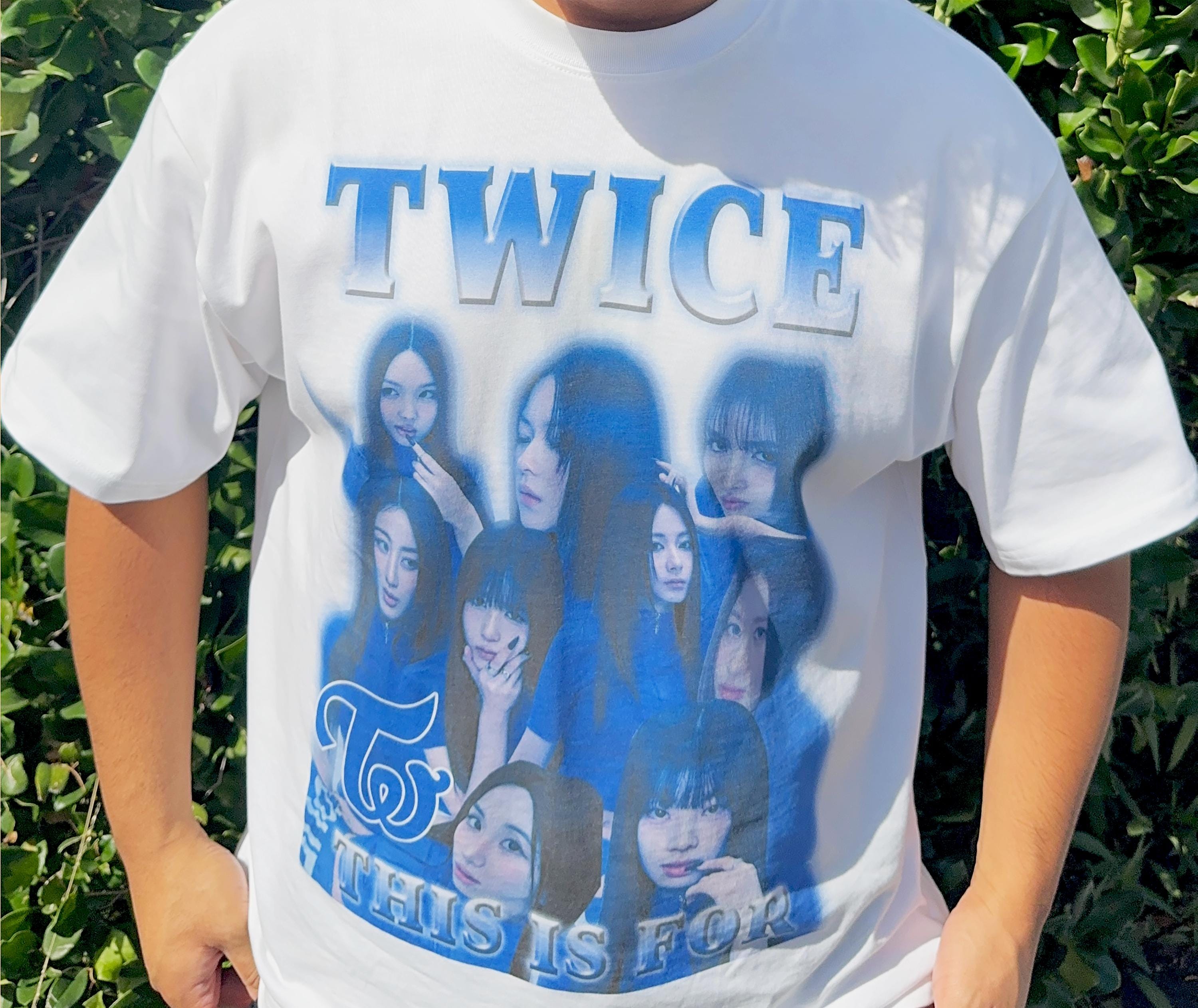 TWICE オフィシャルグッズ　Tシャツ　Mサイズ TWICE 