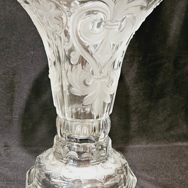Beautiful crystal vase pillar or tapered candle holder fleur de lis