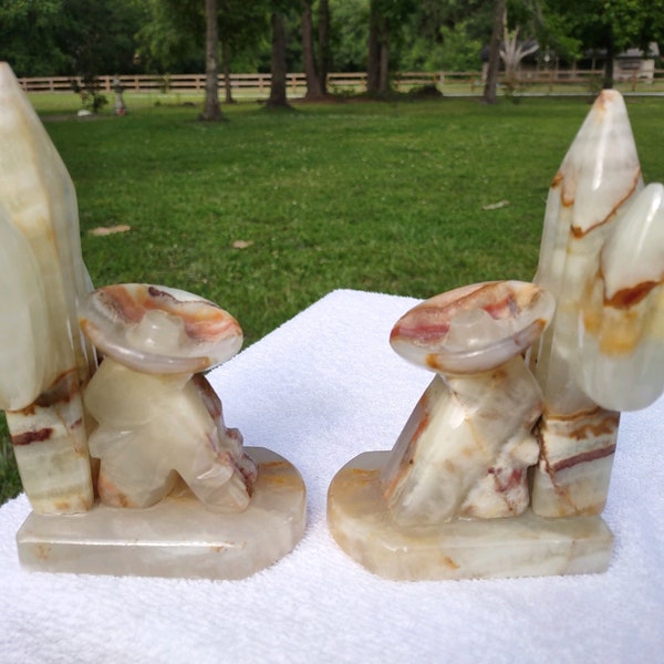 White onyx alabaster marble siesta Mexican cactus Sombrero bookends