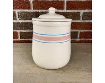 Bote/tarro para galletas McCoy vintage de los años 70, rayas rosas y azules, n.° 135 M, 23 cm de alto.