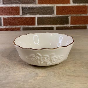 Vintage Lenox Rose Blossom Bowl Cream Gold Trim Fine China Scalloped