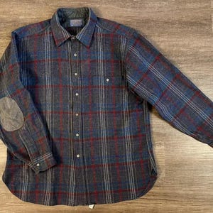 Pendleton Wool Plaid Shirt Mens VTG 60s Long Sleeve Round Cut Patch Pocket A17