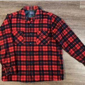 Pendleton Wool Red & Green Plaid Shirt Mens VTG 60s Long Sleeve Pocket A23
