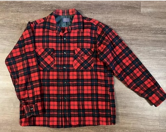 Pendleton Wool Red & Green Plaid Shirt Mens VTG 60s Long Sleeve Pocket A23