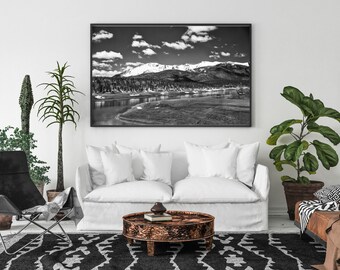 Stampa artistica delle Montagne Rocciose del Colorado - Decorazione murale in bianco e nero, stampabile sulle montagne, arte del Colorado, download immediato