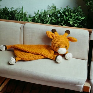 Crochet Baby Giraffe Comforter