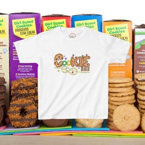 Camiseta infantil de Girl Scout Cookie Girl, camiseta divertida de Scout, camiseta juvenil, ropa para niños, camiseta de vendedor de galletas imagen 2