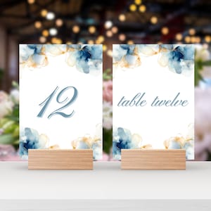 Signo de número de mesa de boda, decoración de mesa floral, minimalista, azul marino y dorado, pieza central de mesa, letrero de asiento diy, plantilla de canva editable, TINTA