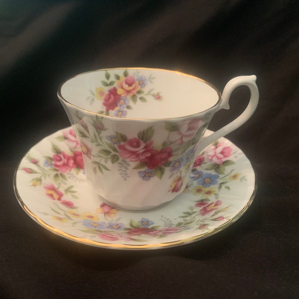 02: Vintage Royal Kendall Fine Bone China H&M(L)Ltd 1985 Teacup and Saucer Made in England