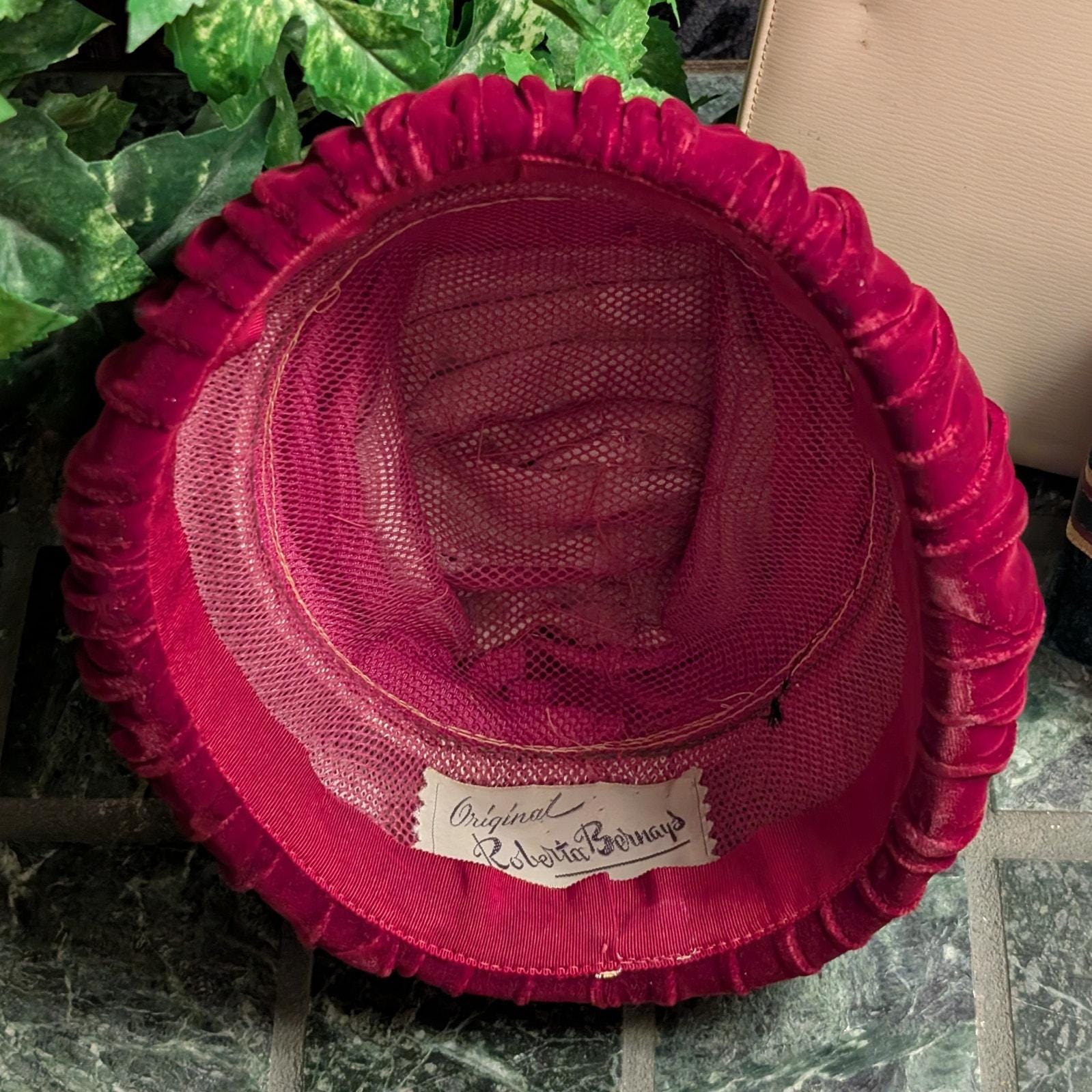 MCM 1950s Vintage Pink Fuschia Velvet Hat W/ Pearl 