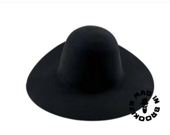 Czarny filc wełniany z dodatkiem królika i wełny 70%, waga 220 gramów, rondo 12 cm