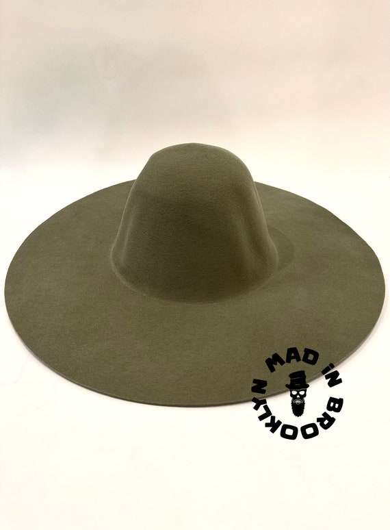 Army green 70% rabbit / wool felt capeline western weight 220 grams,  12 cm brim. Or 180 grams 10cm ( option)BULK  orders can be arranged.