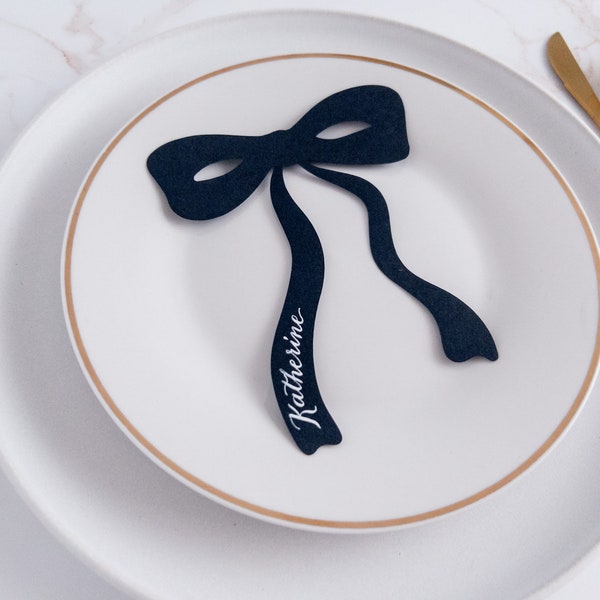 Ribbon Shaped Handwritten Wedding Place Cards, Flowy Calligraphy Bow Name Cards for Luxe Minimalist Unique Dinner Table Setting