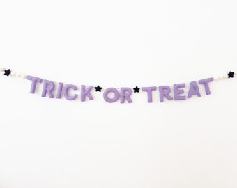 Trick or Treat Felt Garland, Trick or Treat Banner, Halloween Felt Ball Garland, Halloween Party Decor