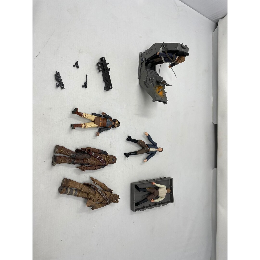 Star Wars Figure Lot Han Solo Chewbacca Restraint Chair + Weapons