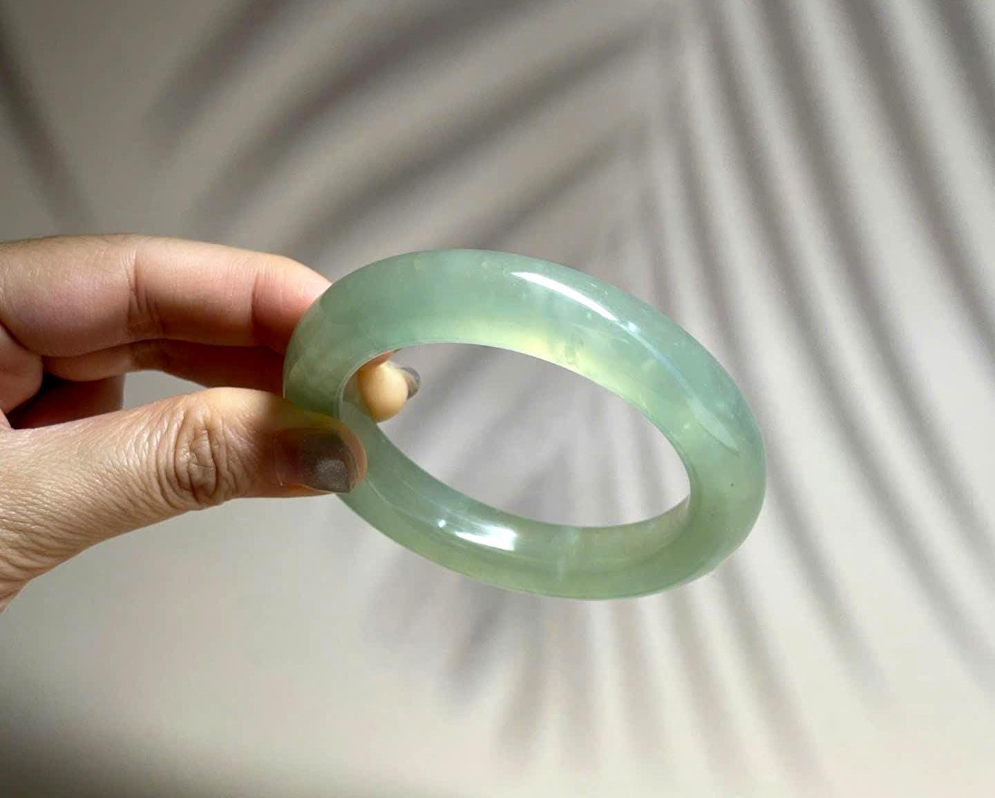 緑の石のバングル - Etsy 日本