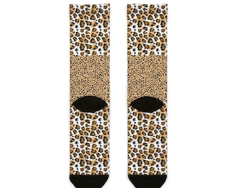 Socken mit Leopardenmuster | Tiermuster, Funktionsstrick, verstärkte Fersen