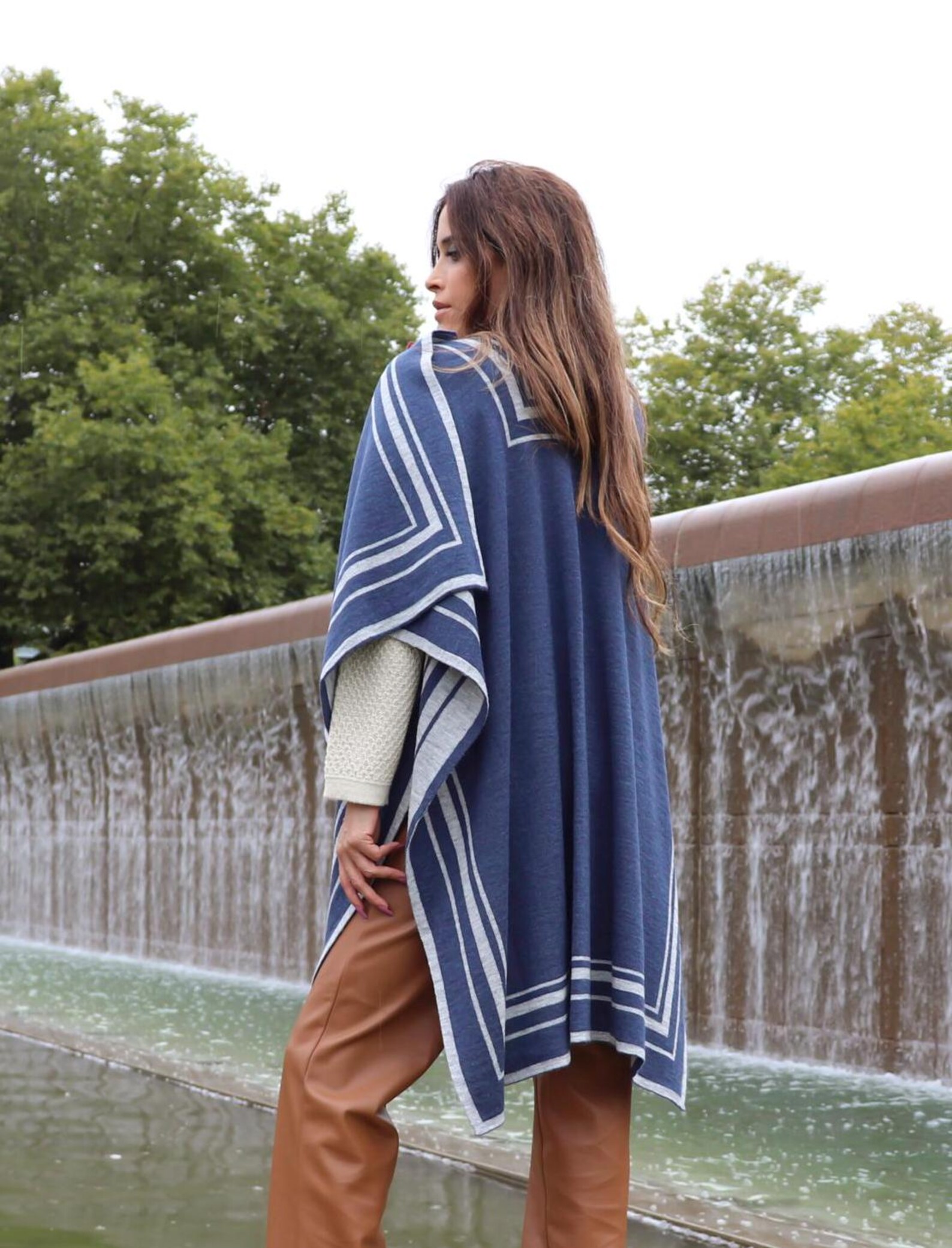 Reversible Dual Tone Ruana/ Peruvian Alpaca Ponchos / Peruvian Fashion ...