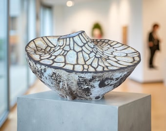 Handmade Sculptural Ceramic Vessel｜Textured Organic Stoneware｜One of a Kind Art Piece