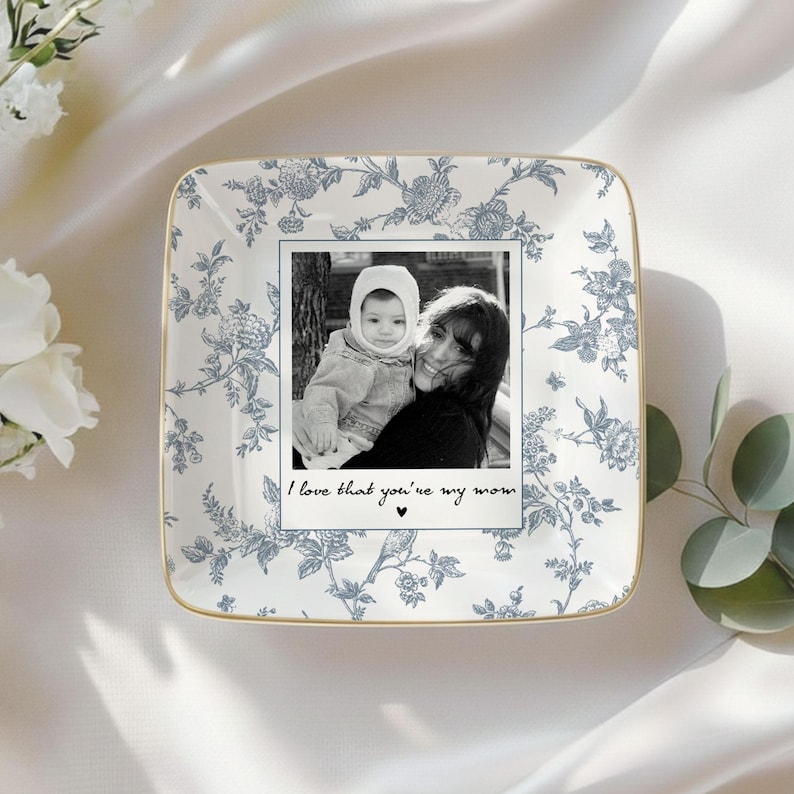 Photo Gift for Mom, Mama Birthday Gifts Jewelry Dish, Toile De Jouy Photo Trinket Tray Mother of the Bride Wedding Day Keepsake image 7