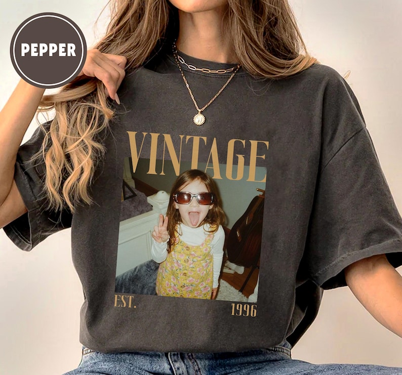 Camiseta de cumpleaños personalizada, camiseta con foto vintage, regalo de cumpleaños número 30, camiseta con foto personalizada, camiseta de cumpleaños vintage, camiseta retro de cumpleaños número 40 imagen 3