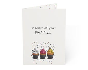 Carte d'anniversaire adulte, conception de petits gâteaux et ballons, carte d'anniversaire amusante vierge avec espace d'écriture