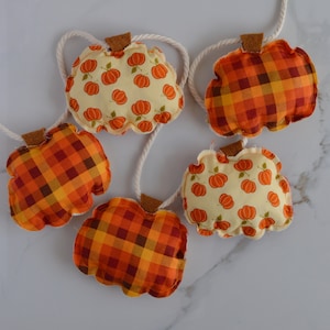Orange Plaid Pumpkin Garland, Handmade Thanksgiving Decor, Fall Garland