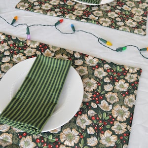 Green Holly Striped Placemats | Set of 4 Holiday Placements | Christmas Placemats | Winter Placemats