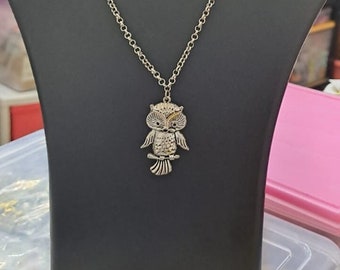 Oxidised silver chain with owl pendant and matching earrings.