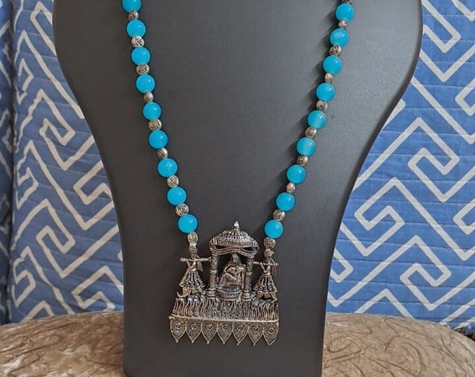 Glass beads necklace with oxidised silver pendant